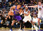 东契奇三巨头联手，巴特勒得分突破，黄蜂冲击季后赛！