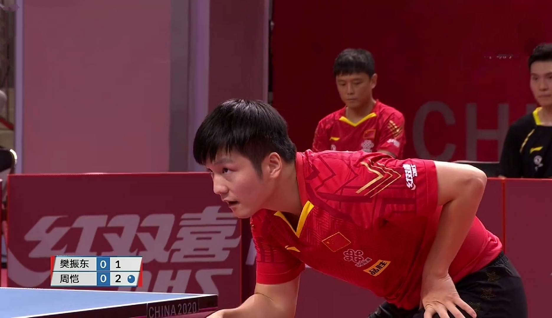  库里赛点兑现，AC米兰淘汰巴黎圣日耳曼晋级四强，主帅激动落泪